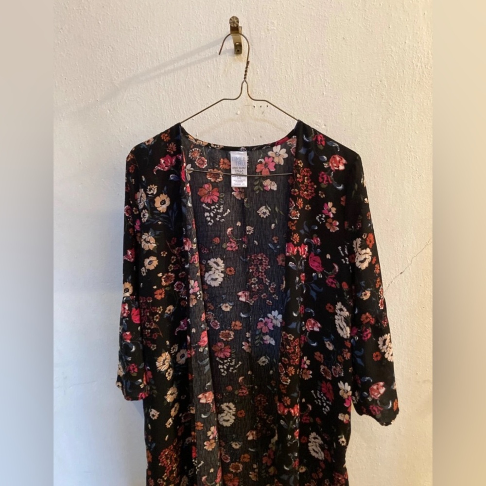 Time And Tru Women’s Floral 3/4 Sleeve Fringe Kimono Cardigan, One Size